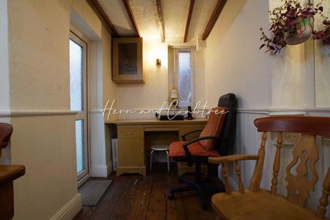 17 Leckwith Place, Cardiff, CF11 6HR