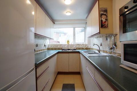 17 Leckwith Place, Cardiff, CF11 6HR