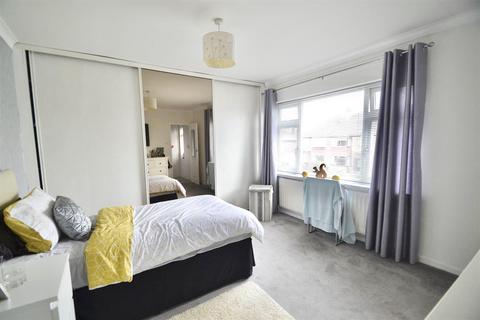 48 Derwent Road, North Shields, NE30 3AH