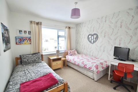 48 Derwent Road, North Shields, NE30 3AH