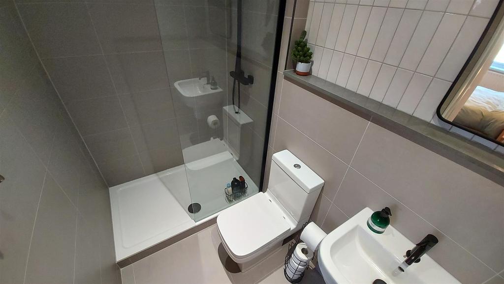 En Suite Shower Room W.C.