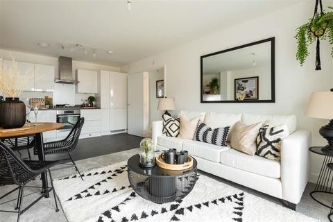 Kenya High Lane, Burscough, Ormskirk, L40 7SW