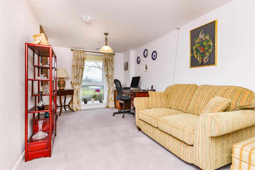 Bedroom 2.jpg
