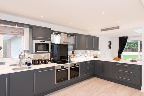 22 Geralds Grove, Banstead, SM7 1NE