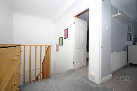 52 Quarry Spring, Harlow, CM20 3HR