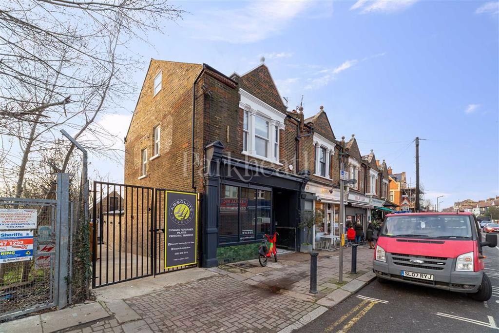 College Road, Kensal Rise, London 2 bed flat £1,746 pcm (£403 pw)