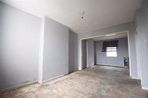 73 Great Western Road, Gloucester, GL1 3PZ