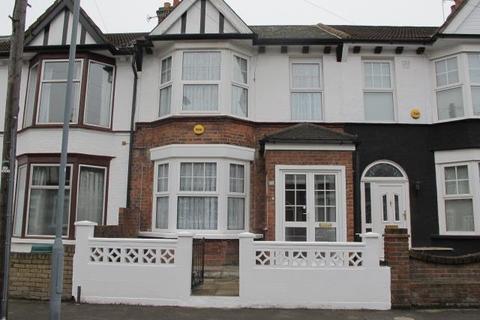 43 Waverley Road, London, E18 1HU