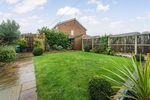 21 Blenheim Avenue, Faversham, ME13 8NW