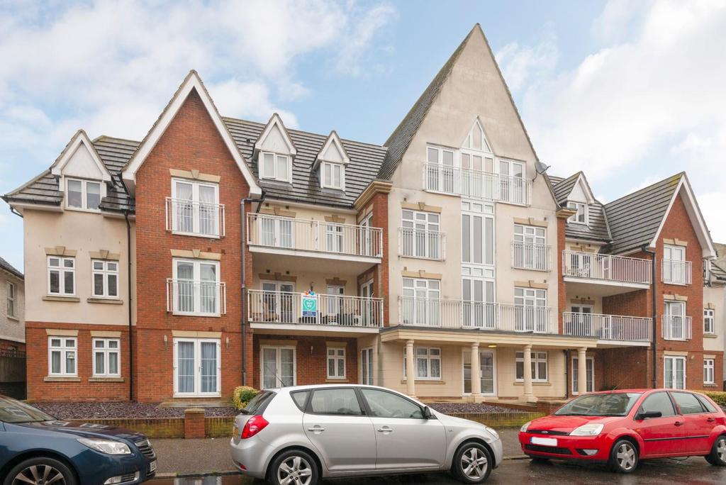 St. Mildreds Road, Ramsgate 2 bed flat £175,000