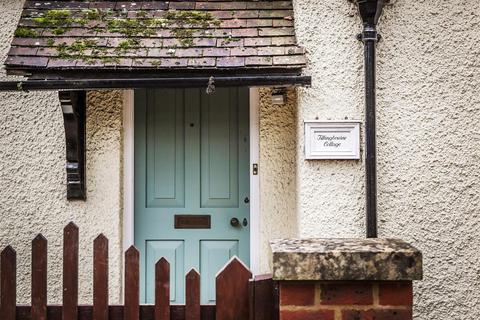 Tillingbourne Cottage Gomshall Lane, Shere, Guildford, GU5 9HB