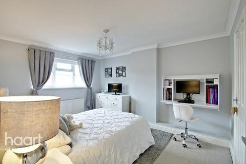 198 Hydean Way, Stevenage, SG2 9YD