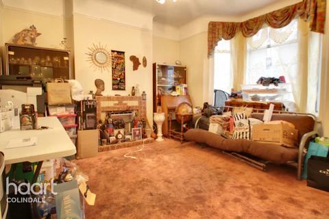 4 bedroom terraced house for sale, West Hendon Broadway, NW9