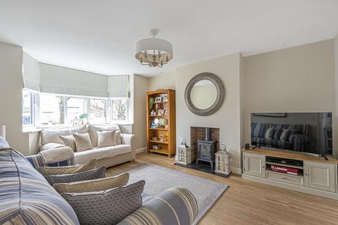 11 Bourne Vale, Bromley, BR2 7JN