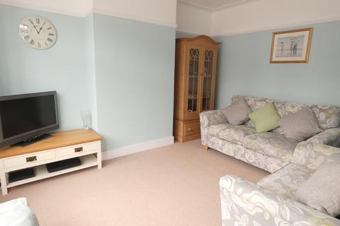 19 Park Crescent, Hornchurch, RM11 1BJ