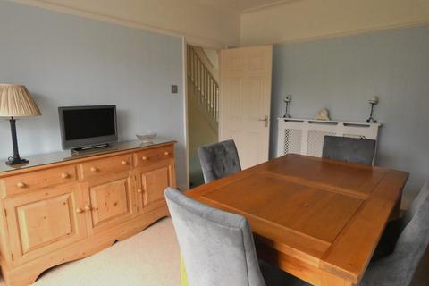 19 Park Crescent, Hornchurch, RM11 1BJ