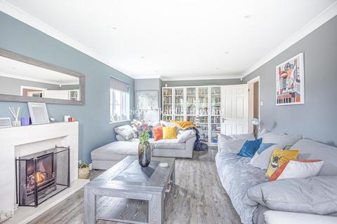 36 Croft Avenue, West Wickham, BR4 0QJ