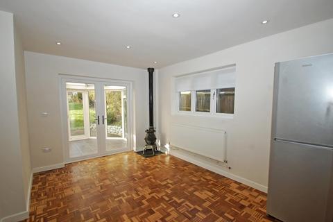 White Gates New Road, Chalfont St Giles, HP8 4AG