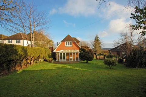 White Gates New Road, Chalfont St Giles, HP8 4AG