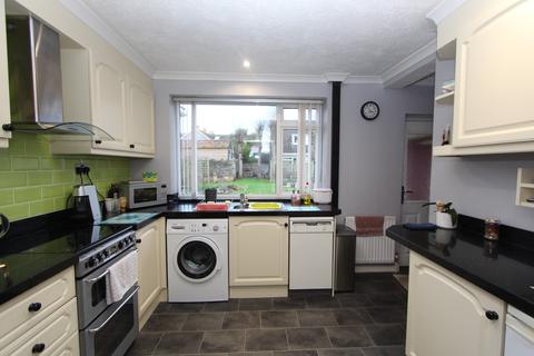 3 Grassmere Road, Yatton, Bristol, BS49 4DD