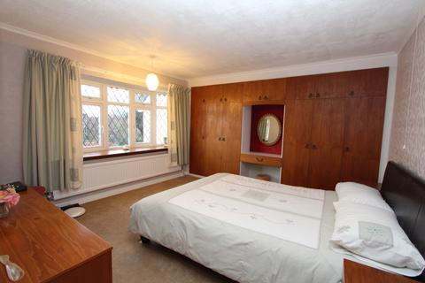 3 Grassmere Road, Yatton, Bristol, BS49 4DD