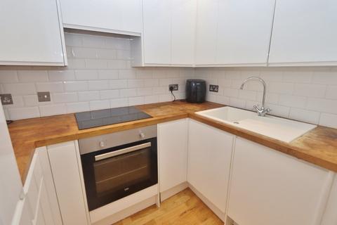 9 Barkwood Close, Romford, RM7 7AG