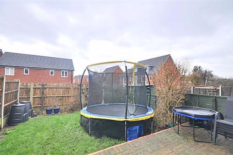 24 Baynham Drive, Worcester, WR5 2NJ