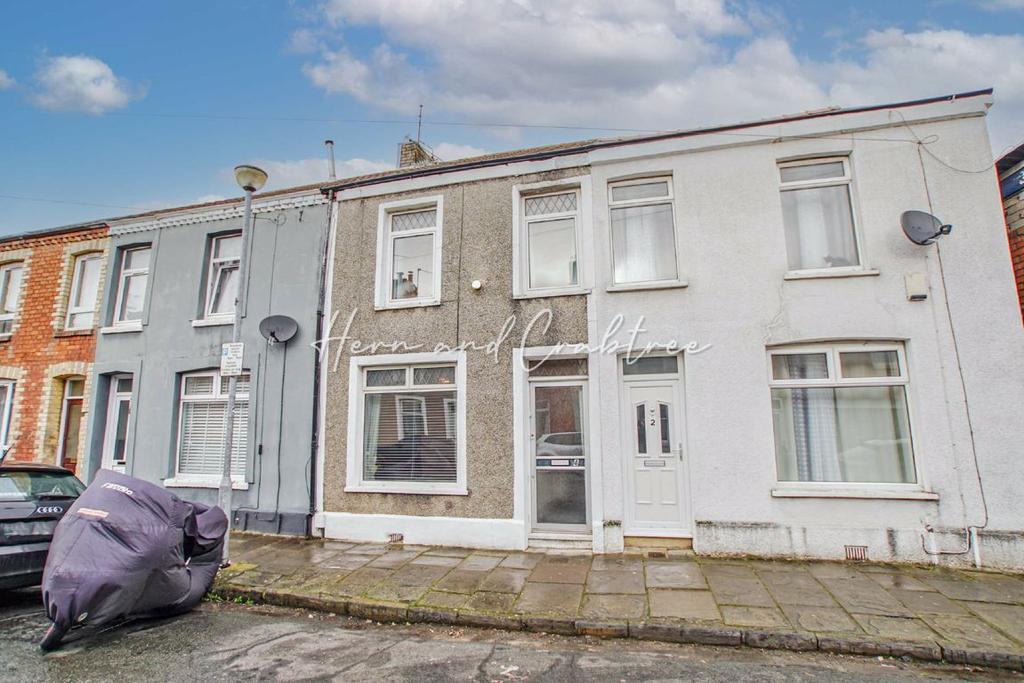 Glynne Street, Cardiff 2 bed terraced house £225,000