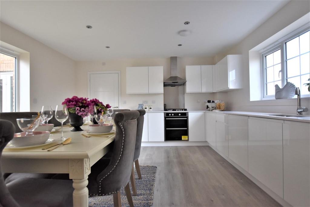 Kitchen diner