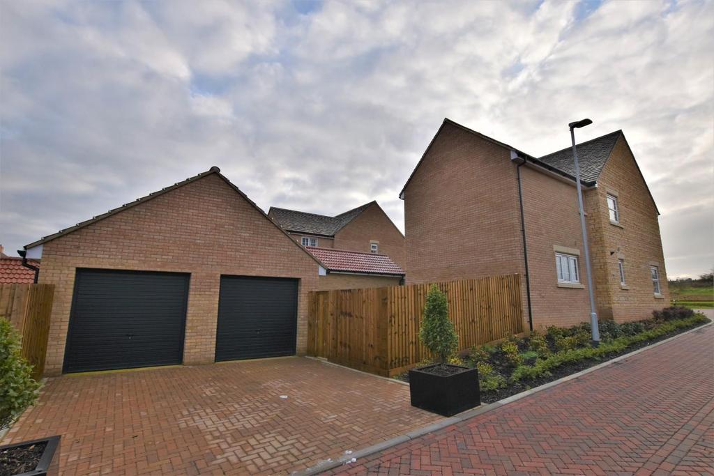 Double garage & driveway