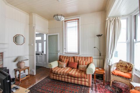Iluka Spa Esplanade, Herne Bay, CT6 8EP