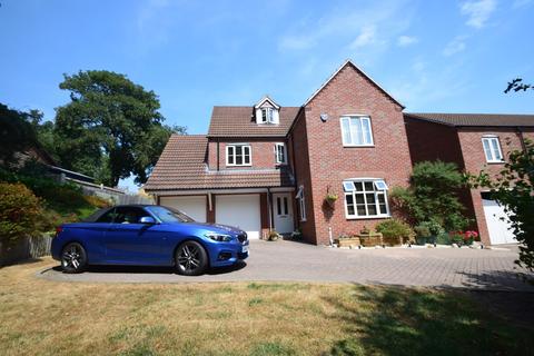 1 Moat Lane, Lower Upnor, Rochester, ME2 4GP
