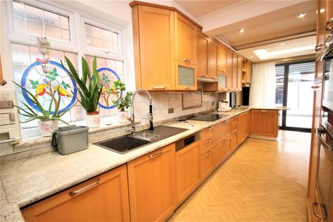 20 Gloucester Gardens, Cockfosters, Barnet, EN4 0QW