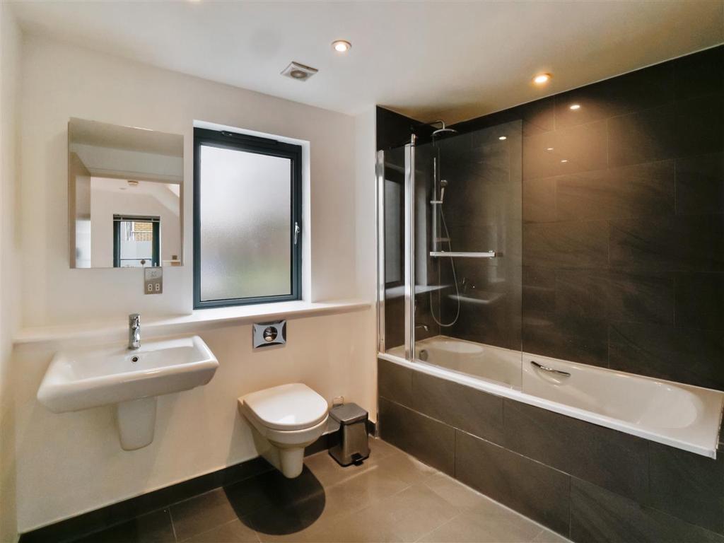 Family bathroom