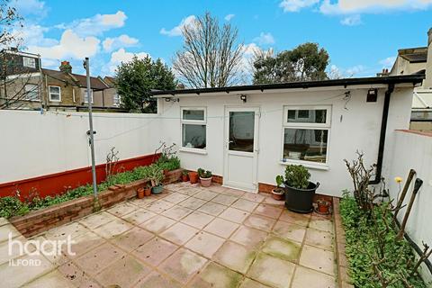 129 Richmond Road, Ilford, IG1 1JS