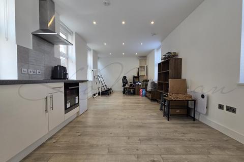 undefined, Market Place, Basingstoke, RG21