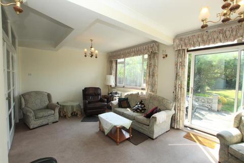 31 Shaftesbury Avenue, Kenton, Harrow, HA3 0QU