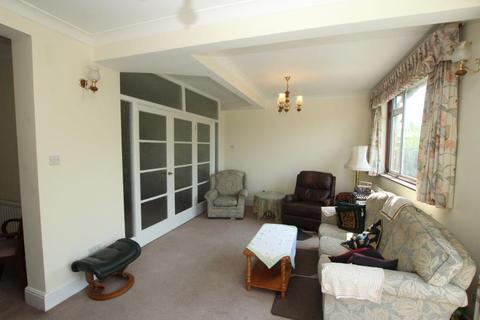 31 Shaftesbury Avenue, Kenton, Harrow, HA3 0QU