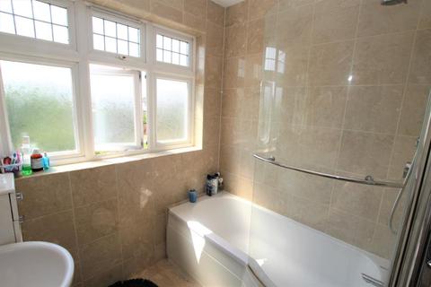 31 Shaftesbury Avenue, Kenton, Harrow, HA3 0QU