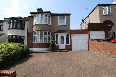 42 Drummond Drive, Stanmore, HA7 3PD