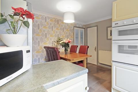 2 Cartwright Close, Bournemouth, BH10 5HL