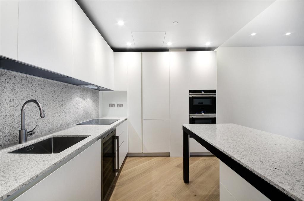 Apartment in London - View 5