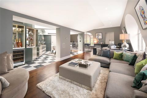 4 bedroom apartment for sale, Carlyle Court, Chelsea Harbour, London, SW10