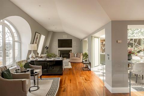 4 bedroom apartment for sale, Carlyle Court, Chelsea Harbour, SW10