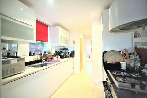 4 bedroom house to rent, Babington Road, Hendon, NW4