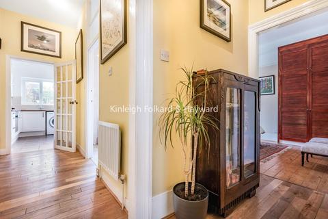 151a Broadfield Road, London, SE6 1TJ