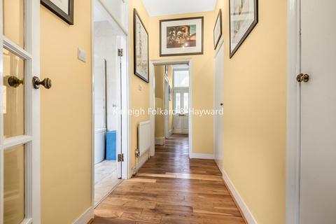 151a Broadfield Road, London, SE6 1TJ