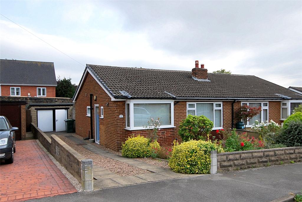 Beechwood Avenue, Mirfield, WF14 2 bed bungalow for sale £170,000