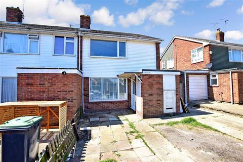 4 Becket Close, Whitstable, CT5 3HQ
