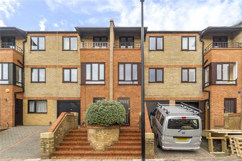 84 Saunders Ness Road, London, E14 3EA